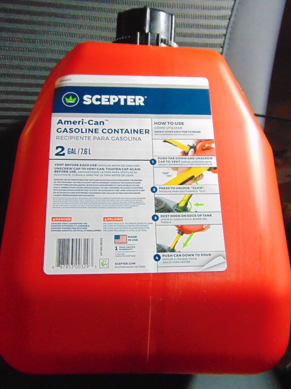 Scepter Ameri-Can Gasoline Plastic Container, 2 gallons, New never used